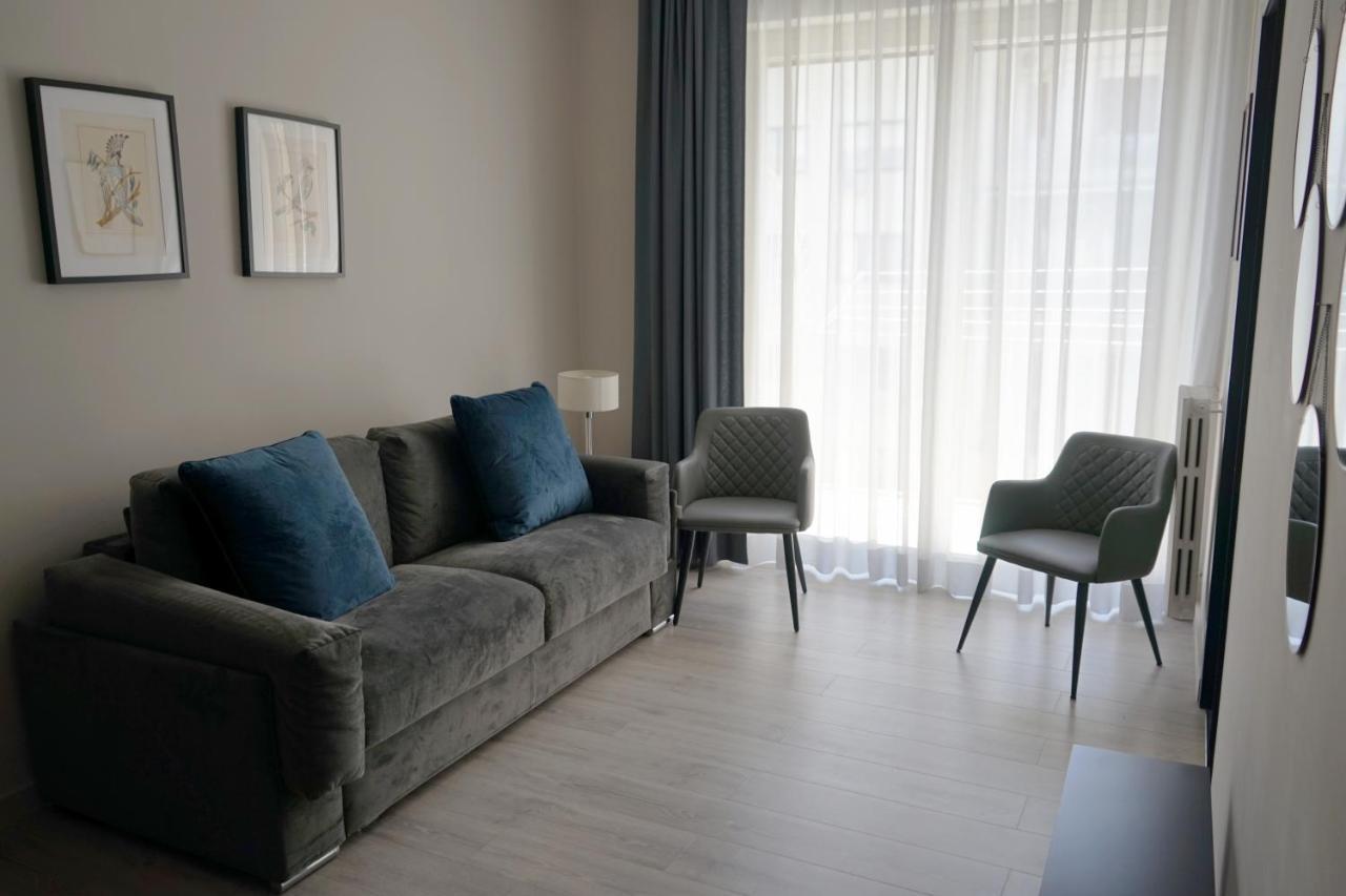 Re Di Smirne By Apulia Accommodation Bari Luaran gambar