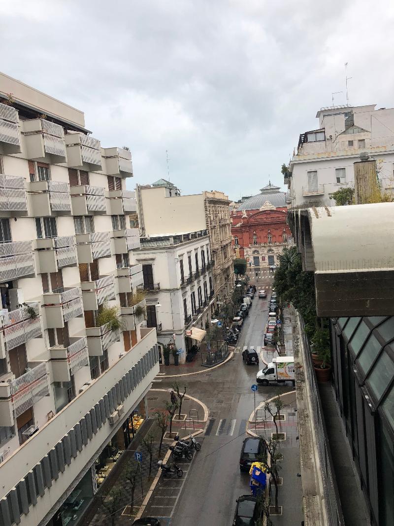 Re Di Smirne By Apulia Accommodation Bari Luaran gambar